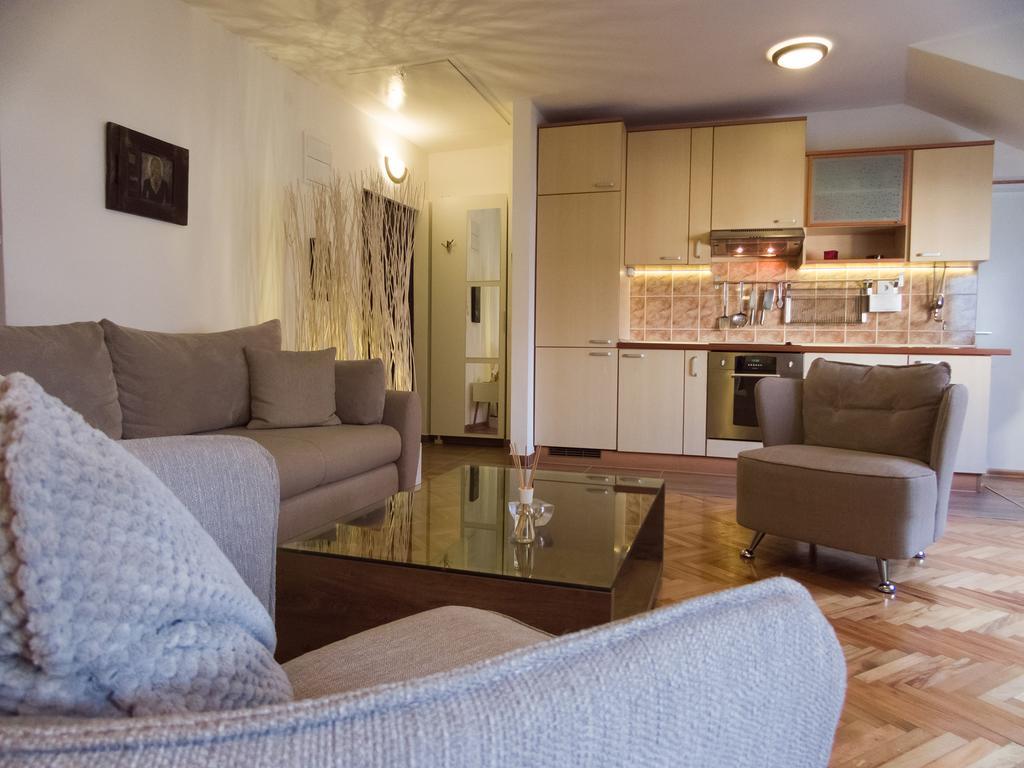 Apartment Nis Center Екстер'єр фото